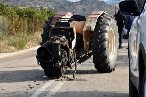 Αγροτικό συγκρούστηκε με τρακτέρ στη Νυμφόπετρα – Ένας σοβαρά τραυματίας