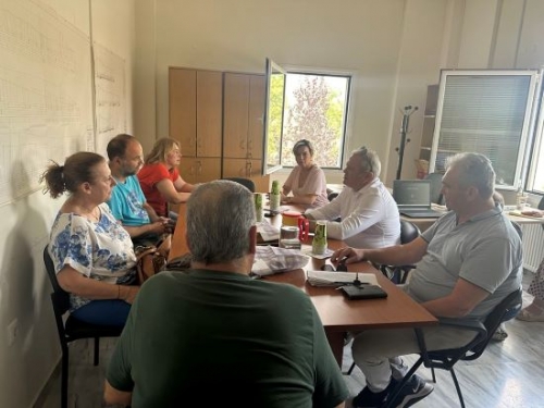 &Chi;&Upsilon;&Tau;&Alpha; &Mu;&Alpha;&Upsilon;&Rho;&Omicron;&Rho;&Alpha;&Chi;&Eta;&Sigma;