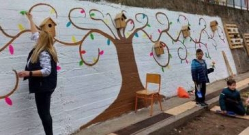 &Delta;&eta;&mu;&omicron;&tau;&iota;&kappa;ό &Sigma;&chi;&omicron;&lambda;&epsilon;ί&omicron; &Lambda;&alpha;&gamma;&upsilon;&nu;ώ&nu; &pi;&alpha;&nu;έ&mu;&omicron;&rho;&phi;&epsilon;&sigmaf; &zeta;&omega;&gamma;&rho;&alpha;&phi;&iota;έ&sigmaf;