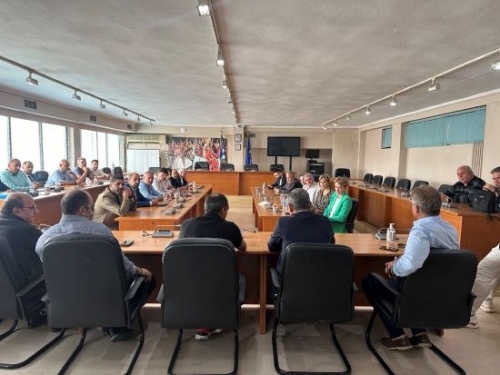 &Alpha;&Lambda;&Epsilon;&Xi;&Alpha;&Nu;&Delta;&Rho;&Alpha; &Sigma;&Delta;&Omicron;&Upsilon;&Kappa;&Omicron;&Upsilon;