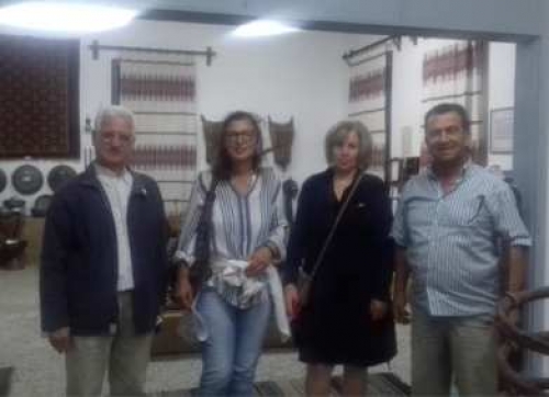 &Delta;.&Epsilon; &Kappa;&Alpha;&Lambda;&Lambda;&Iota;&Nu;&Delta;&Omicron;&Iota;&Omega;&Nu;