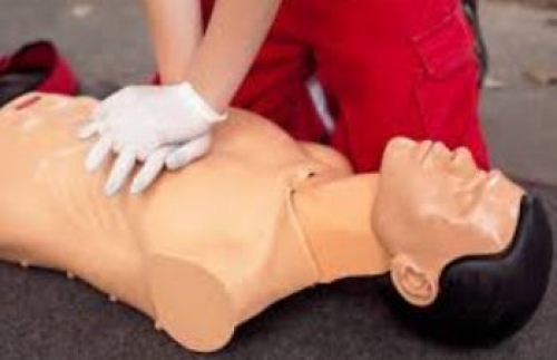 &pi;&rho;ώ&tau;&epsilon;&sigmaf; &beta;&omicron;ή&theta;&epsilon;&iota;&epsilon;&sigmaf;