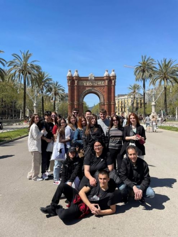 &Epsilon;&Pi;&Alpha;&Lambda; &Lambda;&alpha;&gamma;&kappa;&alpha;&delta;ά &pi;&rho;ό&gamma;&rho;&alpha;&mu;&mu;&alpha; ERASMUS+