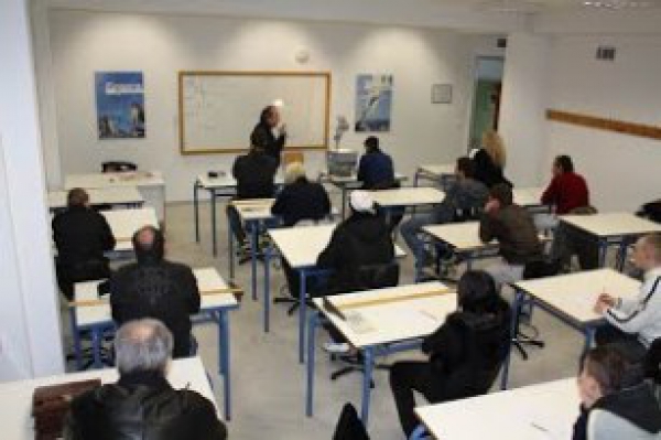 &Delta;&Epsilon;&Nu; &Iota;&Delta;&Rho;&Upsilon;&Epsilon;&Tau;&Alpha;&Iota; &Epsilon;&Sigma;&Pi;&Epsilon;&Rho;&Iota;&Nu;&Omicron; &Epsilon;&Pi;&Alpha;.&Lambda;. &Sigma;&Tau;&Omicron; &Lambda;&Alpha;&Gamma;&Kappa;&Alpha;&Delta;&Alpha;