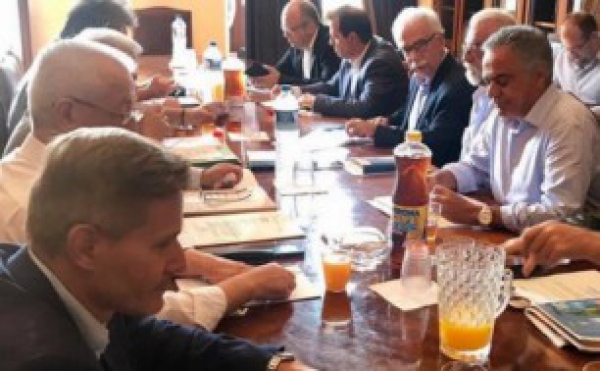 &Sigma;&Epsilon; &Sigma;&Upsilon;&Sigma;&Kappa;&Epsilon;&Psi;&Eta; &Gamma;&Iota;&Alpha; &Tau;&Eta; &Sigma;&Chi;&Omicron;&Lambda;&Iota;&Kappa;&Eta; &Sigma;&Tau;&Epsilon;&Gamma;&Eta; &Sigma;&Tau;&Omicron; &Upsilon;&Mu;&Alpha;&Theta; &Sigma;&Upsilon;&Mu;&Mu;&Epsilon;&Tau;&Epsilon;&Iota;&Chi;&Epsilon; &Omicron; &Delta;&Eta;&Mu;&Alpha;&Rho;&Chi;&Omicron;&Sigma; &Lambda;&Alpha;&Gamma;&Kappa;&Alpha;&Delta;&Alpha;