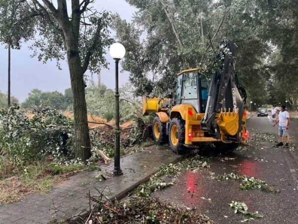 &mu;&pi;&omicron;&upsilon;&rho;ί&nu;&iota;