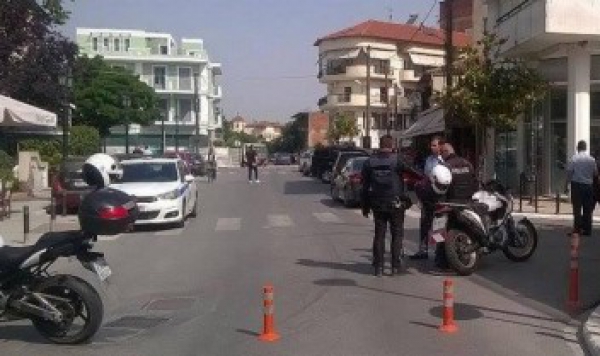 &Epsilon;&Rho;&Omega;&Tau;&Eta;&Sigma;&Eta; &Sigma;&Tau;&Eta; &Beta;&Omicron;&Upsilon;&Lambda;&Eta; : &laquo;Έ&rho;&mu;&alpha;&iota;&alpha; &kappa;&alpha;&kappa;&omicron;&pi;&omicron;&iota;ώ&nu; &omicron;&iota; &kappa;ά&tau;&omicron;&iota;&kappa;&omicron;&iota; &tau;&omega;&nu; &Delta;ή&mu;&omega;&nu; &Chi;&alpha;&lambda;&kappa;&eta;&delta;ό&nu;&alpha;&sigmaf; &kappa;&alpha;&iota; &Lambda;&alpha;&gamma;&kappa;&alpha;&delta;ά&raquo;