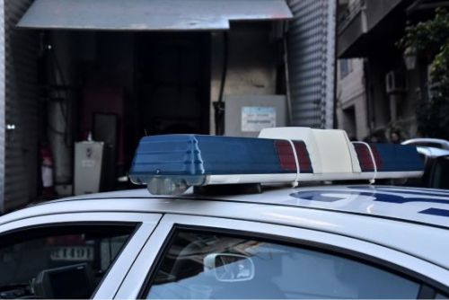 &Epsilon;&pi;&epsilon;&iota;&sigma;ό&delta;&iota;&omicron; &mu;&epsilon; &pi;&upsilon;&rho;&omicron;&beta;&omicron;&lambda;&iota;&sigma;&mu;ό