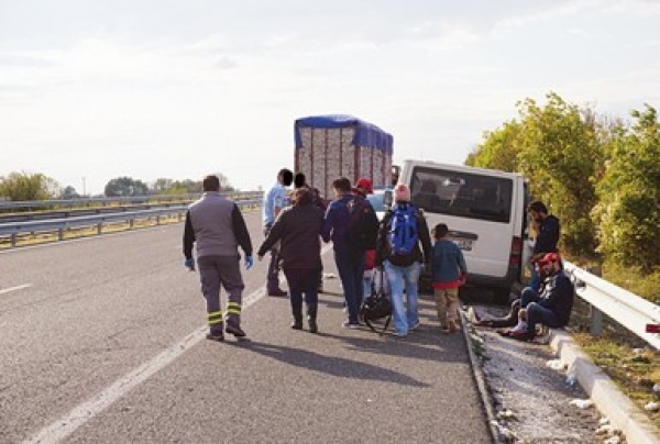 &Nu;&Epsilon;&Epsilon;&Sigma; &Sigma;&Upsilon;&Lambda;&Lambda;&Eta;&Psi;&Epsilon;&Iota;&Sigma; &Delta;&Iota;&Alpha;&Kappa;&Iota;&Nu;&Eta;&Tau;&Omega;&Nu; &Mu;&Epsilon;&Tau;&Alpha;&Nu;&Alpha;&Sigma;&Tau;&Omega;&Nu; &Sigma;&Tau;&Eta;&Nu; &Pi;&Epsilon;&Rho;&Iota;&Omicron;&Chi;&Eta; &Lambda;&Alpha;&Gamma;&Kappa;&Alpha;&Delta;&Alpha;