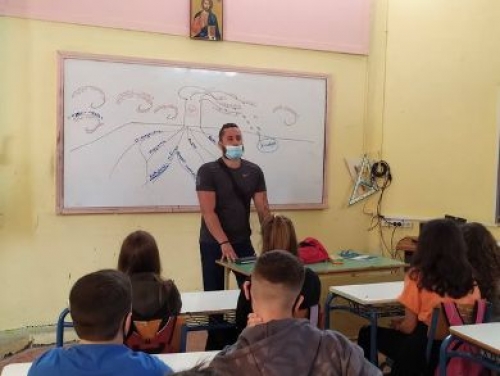 &Kappa;ώ&sigma;&tau;&alpha;&sigmaf; &Tau;&zeta;&omicron;ύ&nu;&eta;&sigmaf;